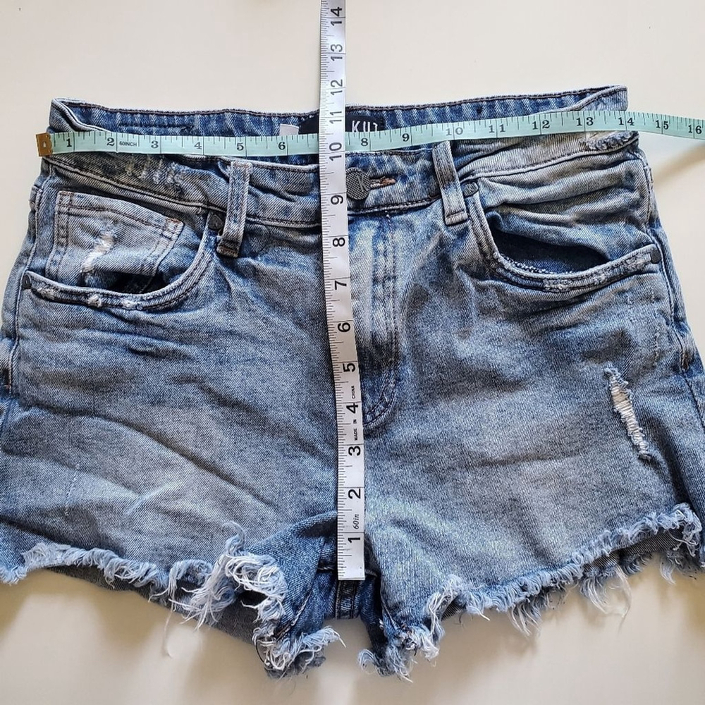 Kut From The Kloth | Cutt Off Jean Shorts Blue Light Wash Size 2 Denim Shorts - Picture 5 of 7